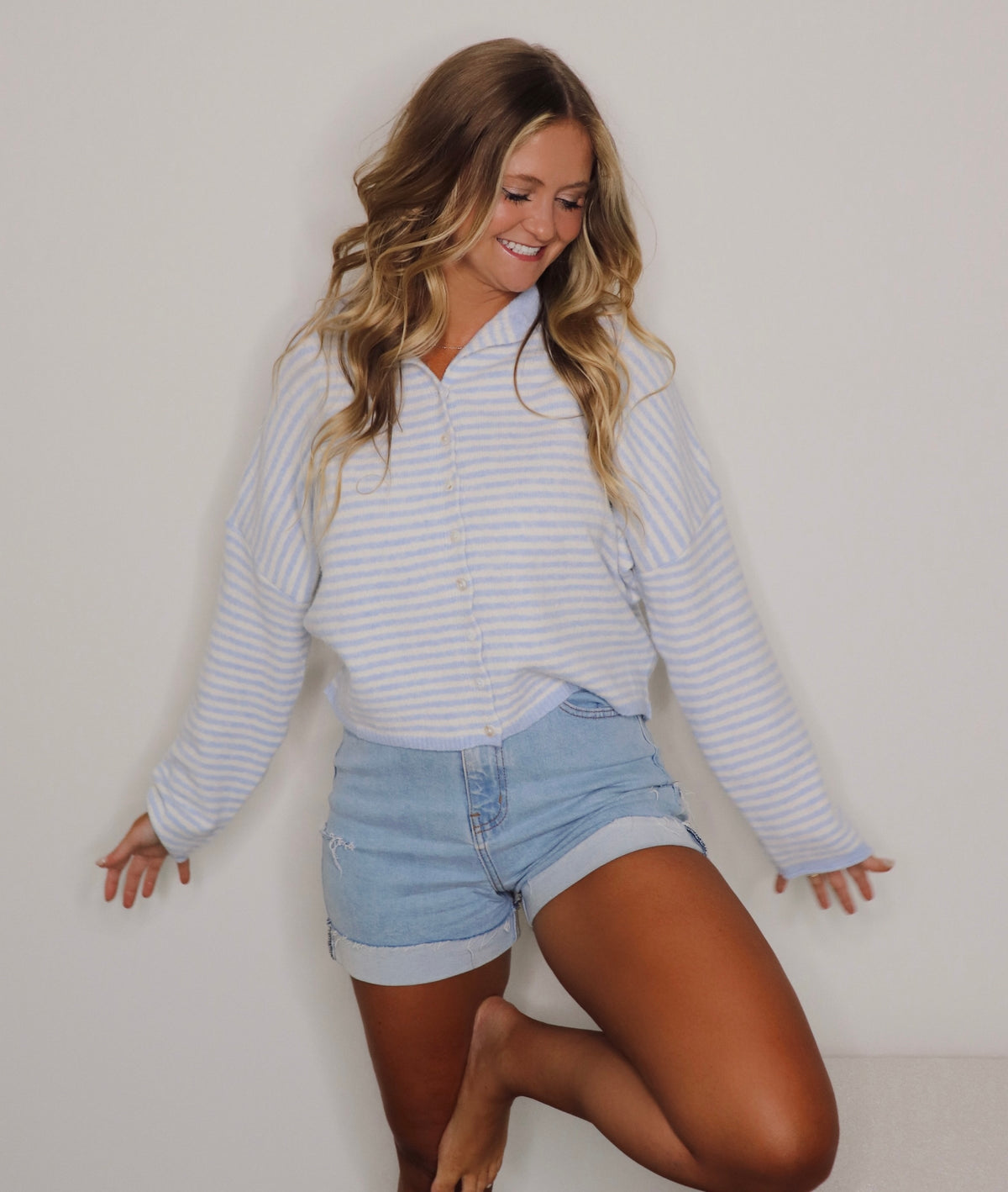 Collins Cardigan - Light Blue + Cream