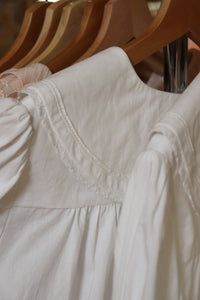 eyelet details on top